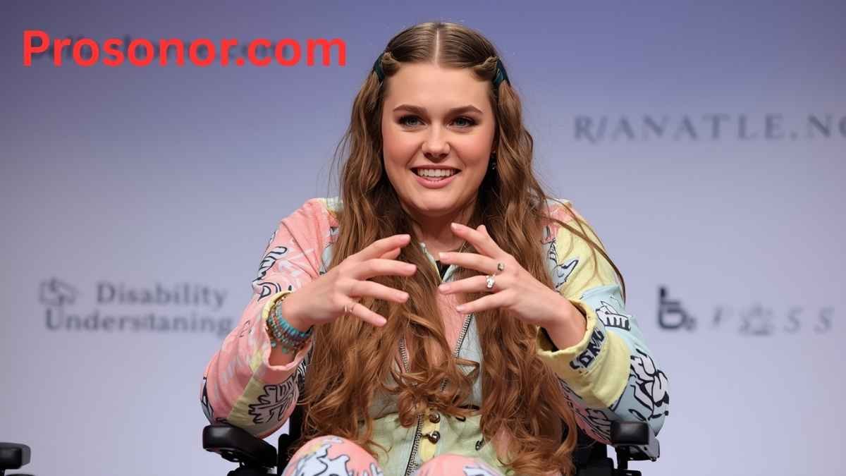 Bella Thorne Disability